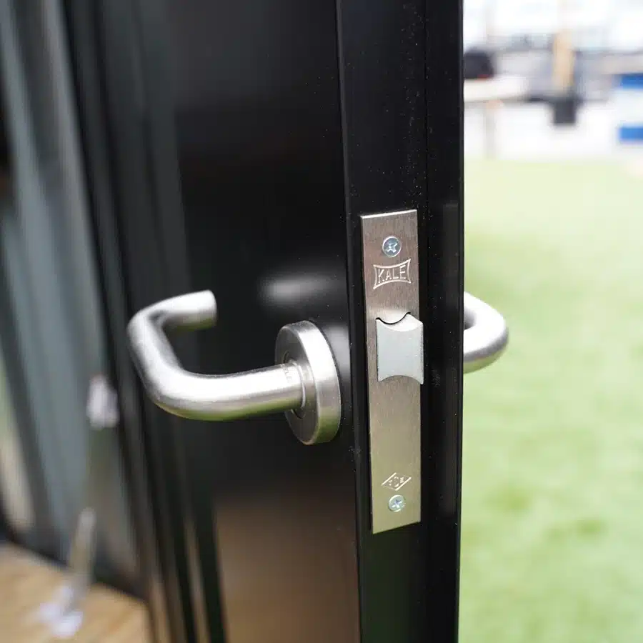 FOCO BAR 3X2 RAL 9005 5 2 FOCO BAR 3X2 RAL 9005 5 2
